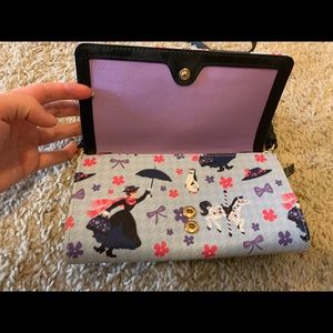 Dooney & Bourke Bags - Disney Mary Poppins Dooney Crossbody Wallet Dooney & Bourke Bags - Disney Mary Poppins Dooney Crossbody Wallet